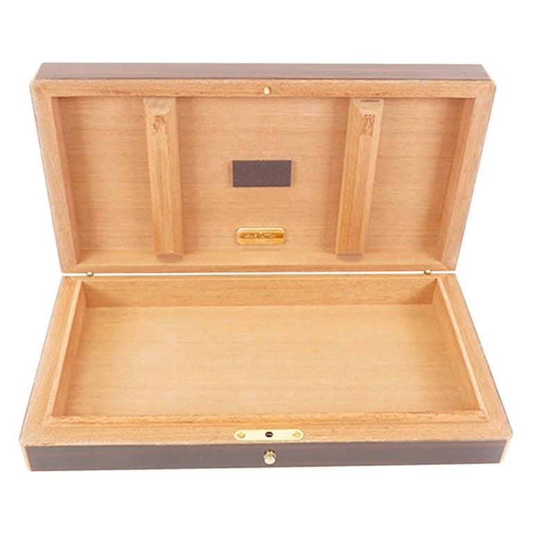 Louis Vuitton Men&#39;s Brown Wooden Gold Logo Cigar Humidor Storage Case Box at 1stdibs