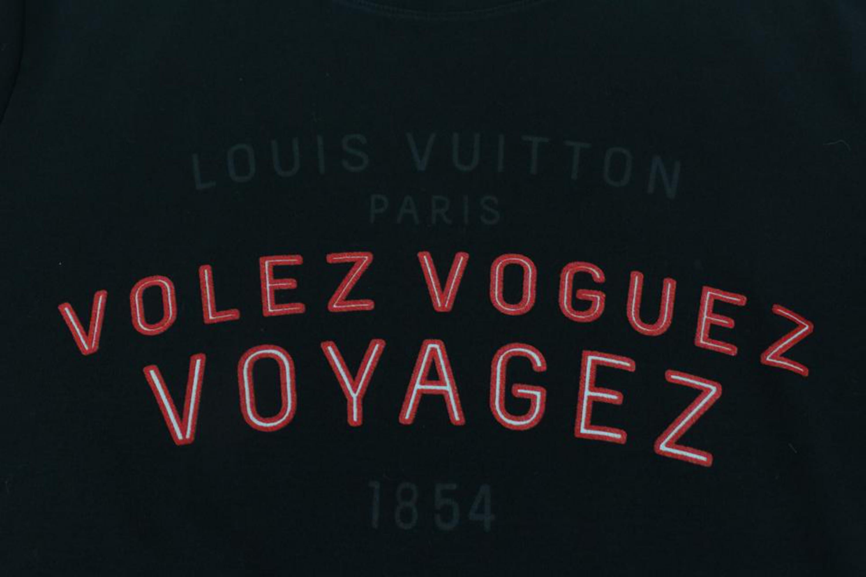 Louis Vuitton Men's Large Black x Red Volez Voguez Voyagez T-Shirt Tee 1116lv35 For Sale 5