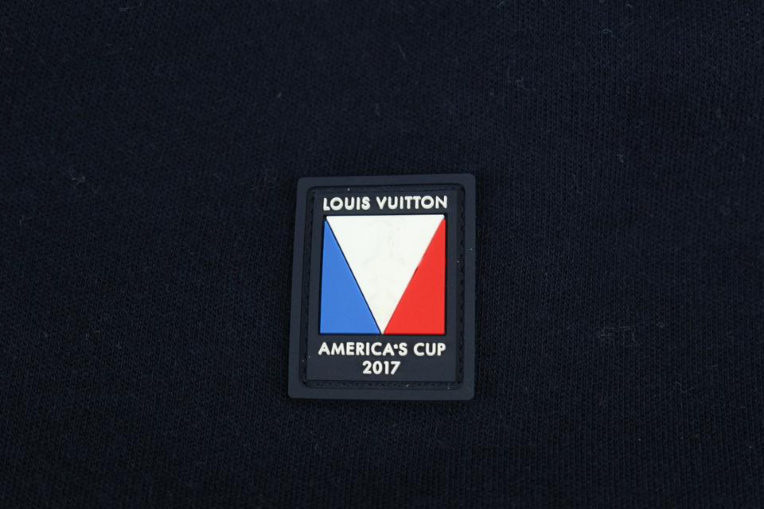 Louis Vuitton Men's Large Navy Blue LV America's Cup Crewneck Sweater 928lv65 For Sale 3