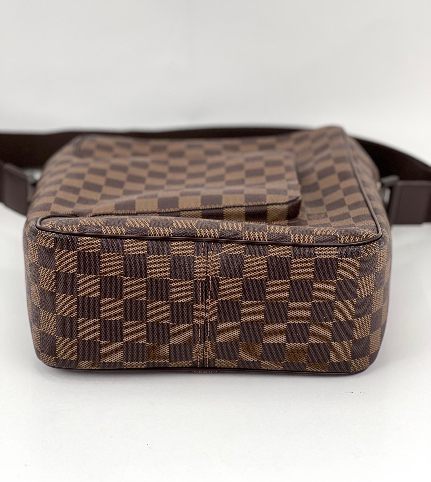 LOUIS VUITTON Men's Messenger OLAF MM Damier Ebene Briefcase Messenger Bag  1