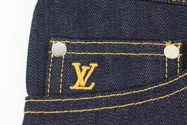 Women's Louis Vuitton Men's US 30 LV Logo Fleur Dark Denim Jeans 114lv19 For Sale