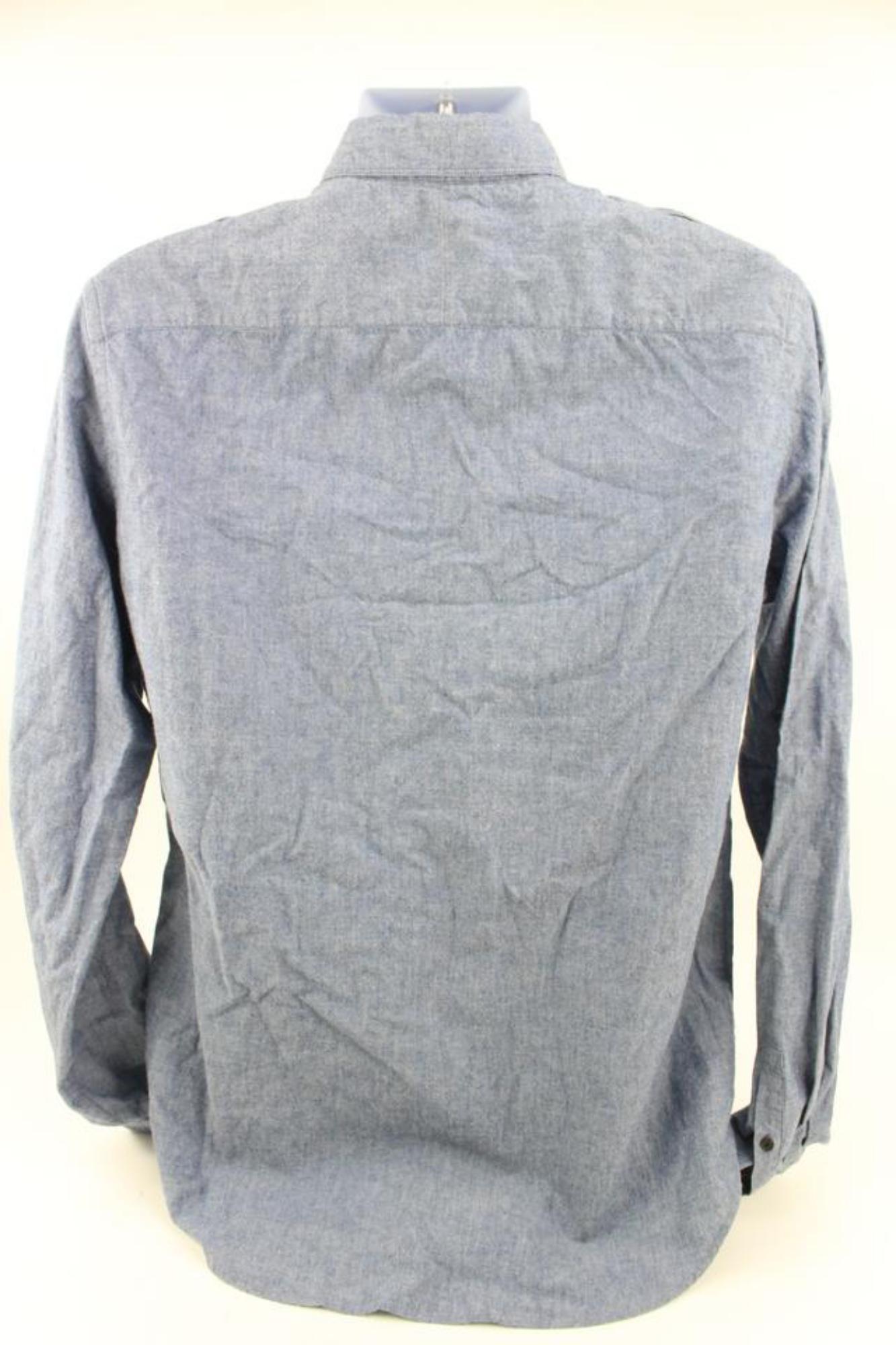 Louis Vuitton Men's XL Blue Denim Gaston V Button Down Shirt 120lv31 In New Condition For Sale In Dix hills, NY