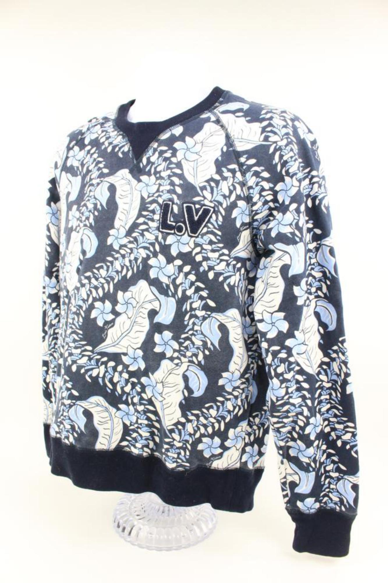 Louis Vuitton Men's XL LV Varsity All Over Leaf Printed Floral Sweatshirt 2LV415B
Date Code/Serial Number: CA36929
Made In: Italy
Measurements: Length:  22