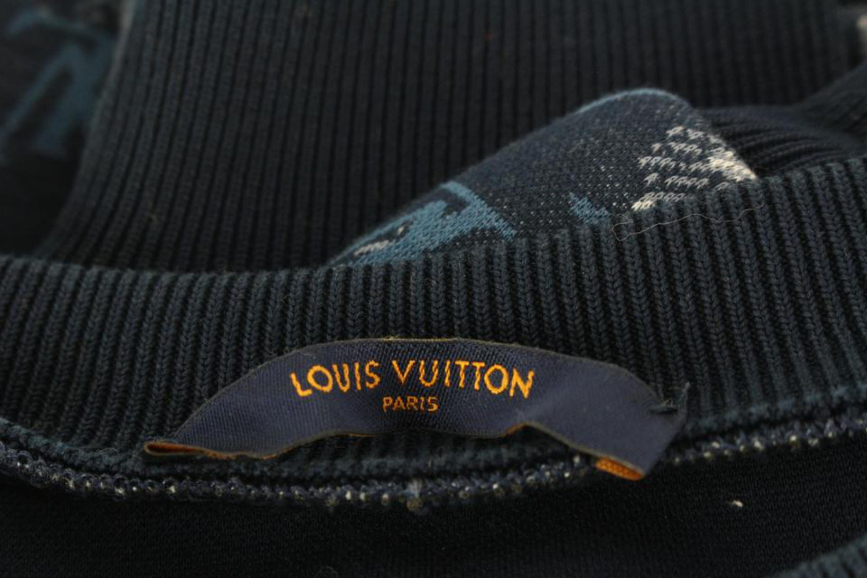 Louis Vuitton Men's XXL Virgil Abloh Navy Monogram Tapestry Crewneck 59lk518 For Sale 2