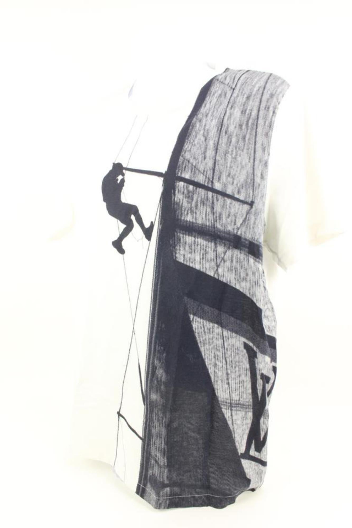 Louis Vuitton Men's XXL White x Navy Scaffolding Climbing Man T-Shirt Tee 119lv6
Made In: Italy
Measurements: Length:  22.5