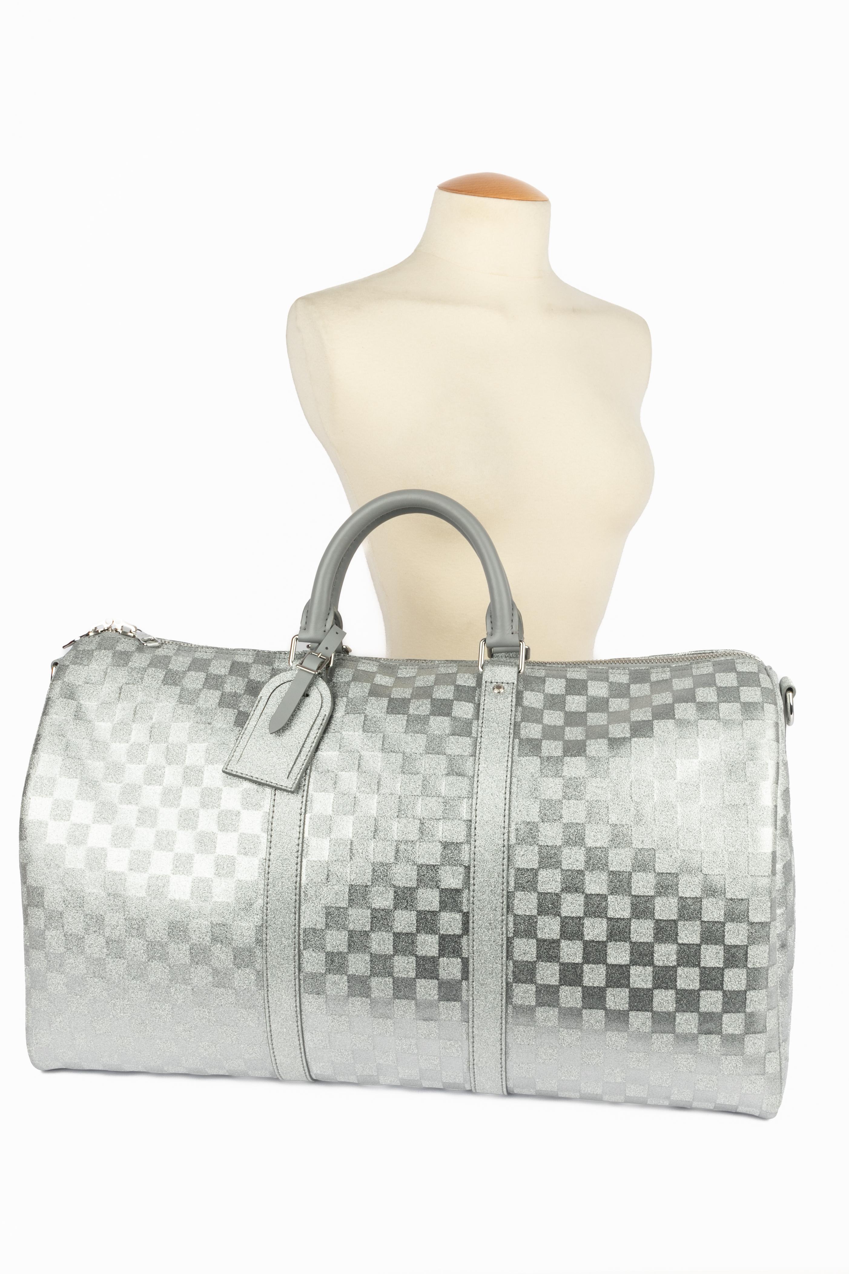 Louis Vuitton menswear bag 'Keepall' summer 2022 in vendita 7