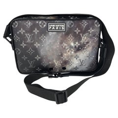 Black Louis Vuitton Monogram Galaxy Alpha Hobo Crossbody Bag – Designer  Revival