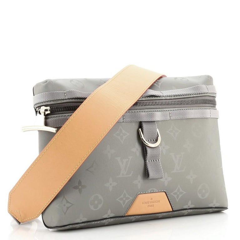 Messenger monogram pm titanium bag Louis Vuitton Silver in