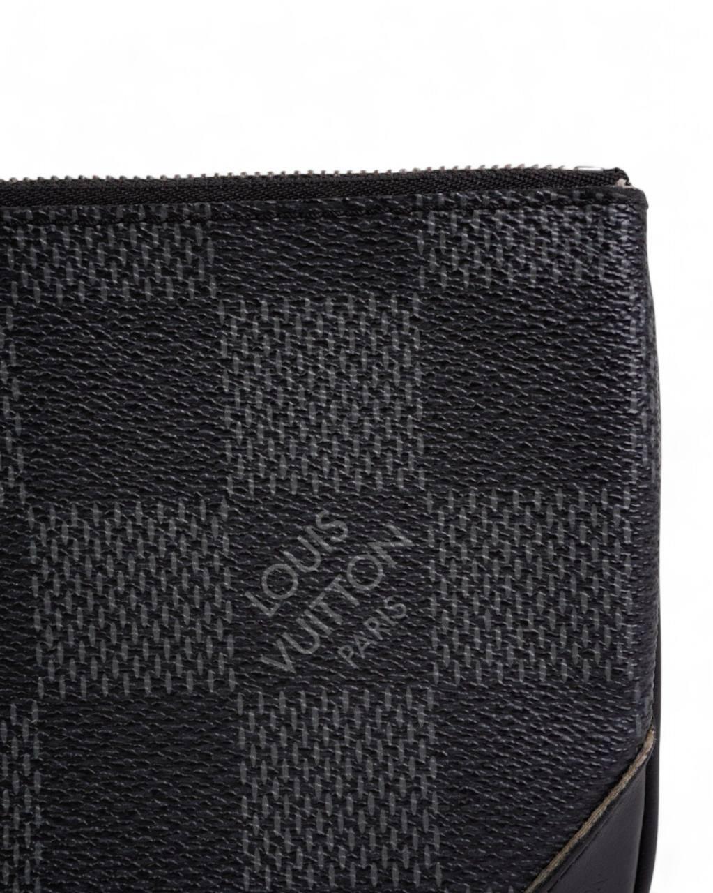 Louis Vuitton Messenger Trio MM Damier Graphite For Sale 6