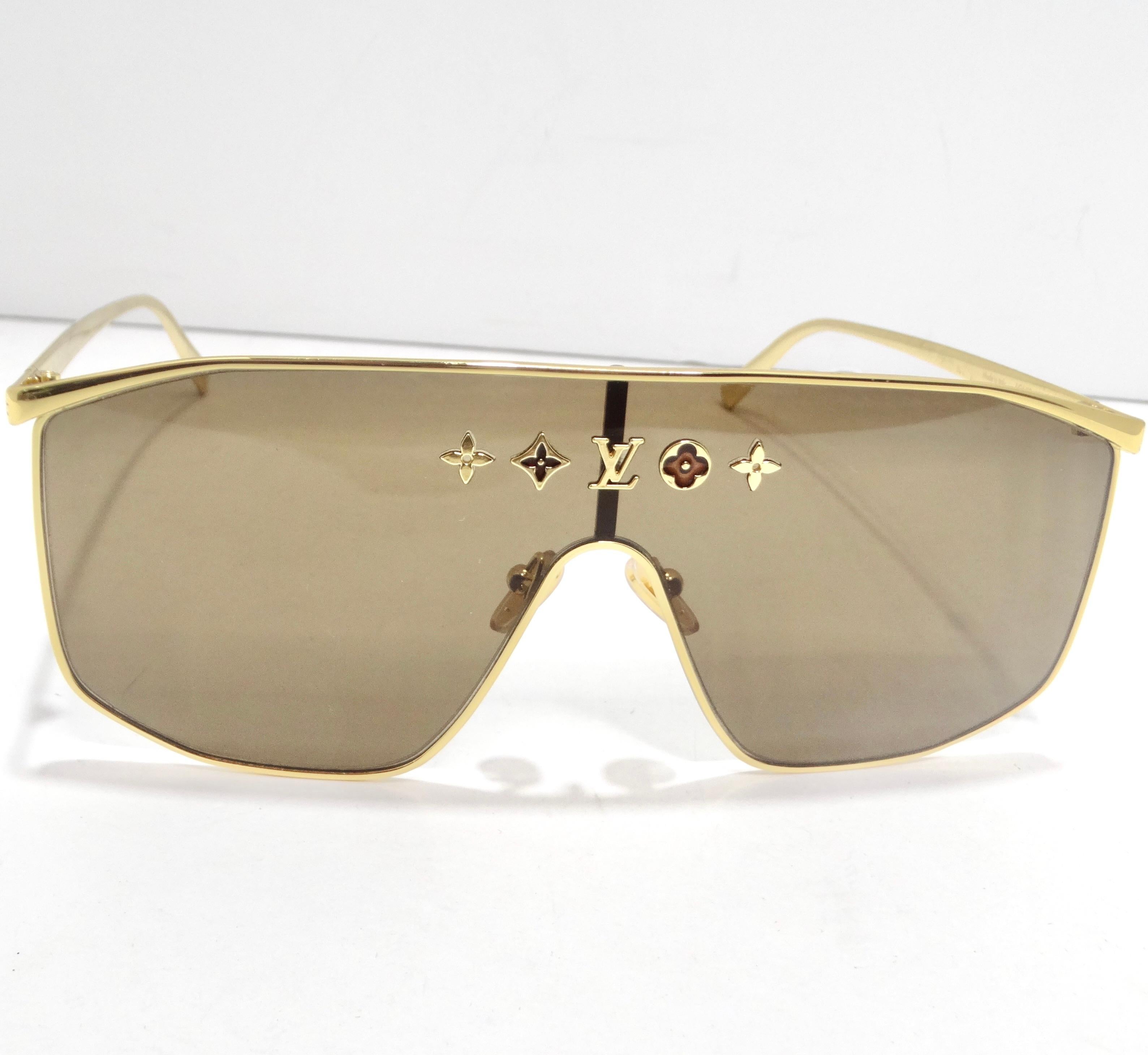 Louis Vuitton Metal LV Golden Mask Sunglasses Gold For Sale 6