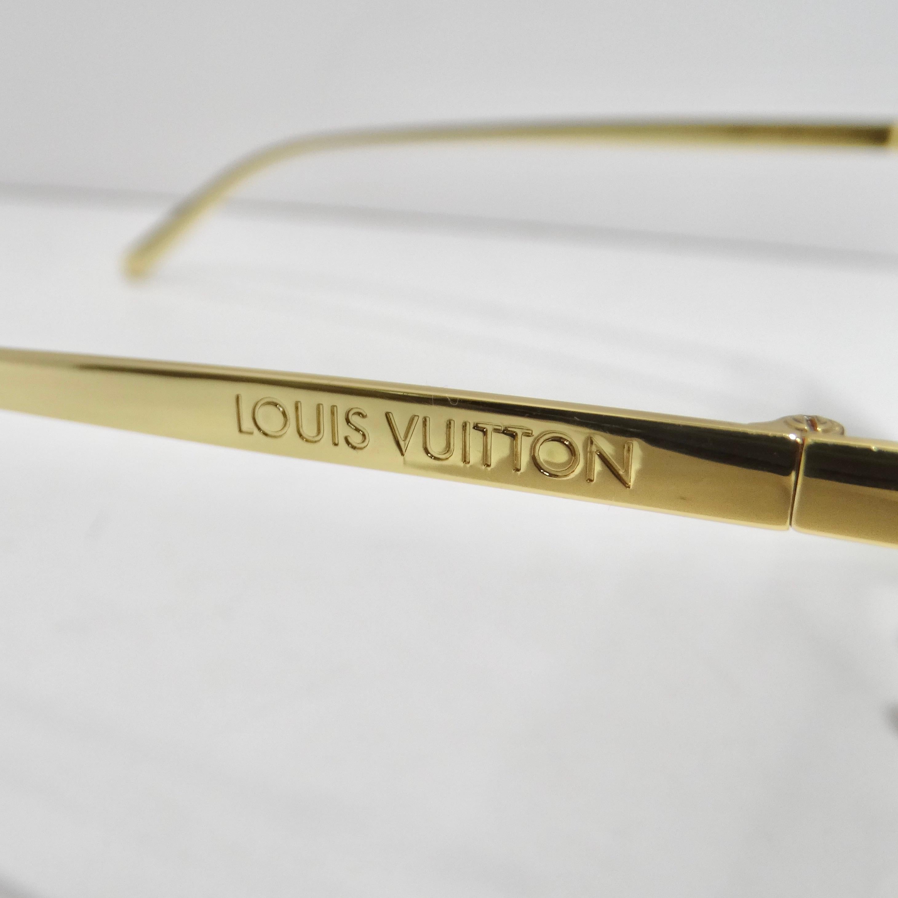 Women's or Men's Louis Vuitton Metal LV Golden Mask Sunglasses Gold For Sale