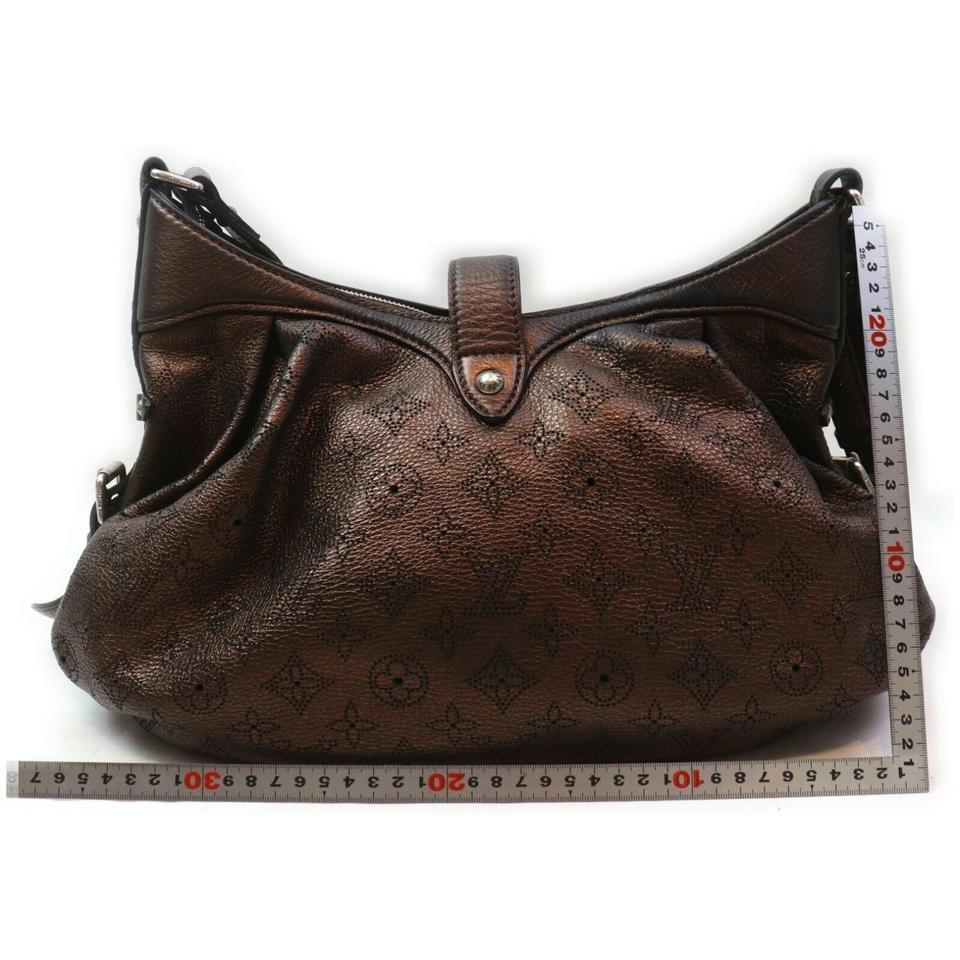 Louis Vuitton Metallic Brown Mahina Leather XS Crossbody Hobo Bag 863002 For Sale 1