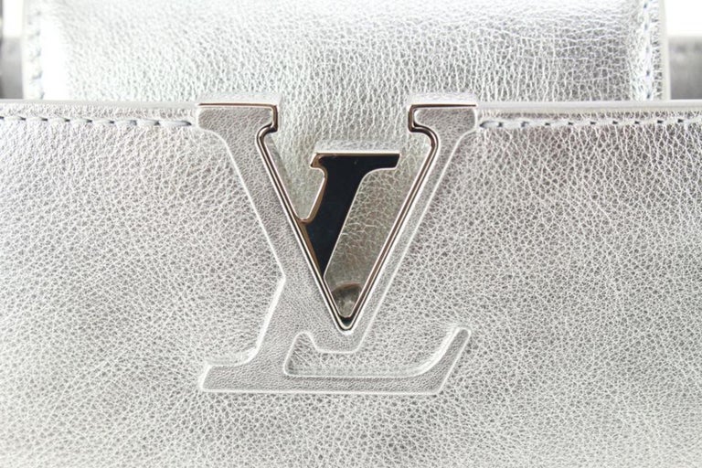 Louis Vuitton Metallic Calfskin Mini Capucines Silver Crossbody Chain Bag 65lk718s