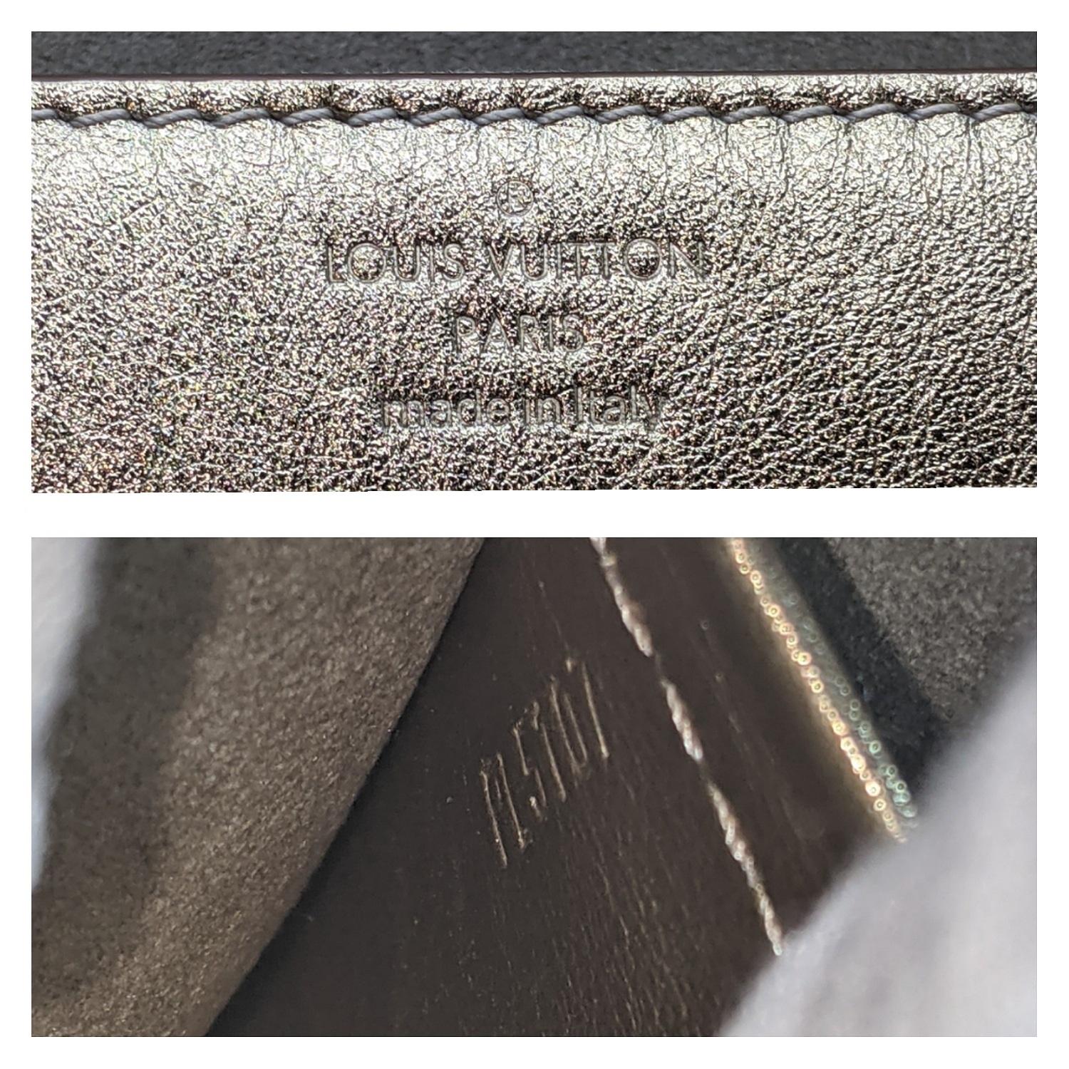 Louis Vuitton Metallic Gold Calfskin Louise E/W Clutch In Good Condition In Scottsdale, AZ