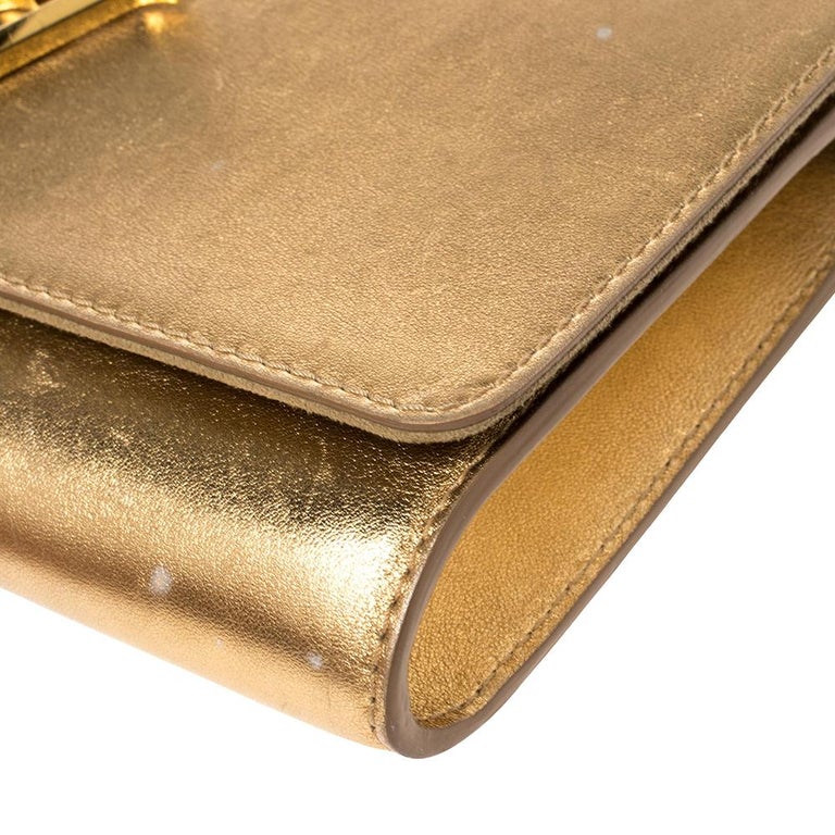 Buy Pre-owned & Brand new Luxury Louis Vuitton Metallic Gold Calfskin  Louise Clutch Online