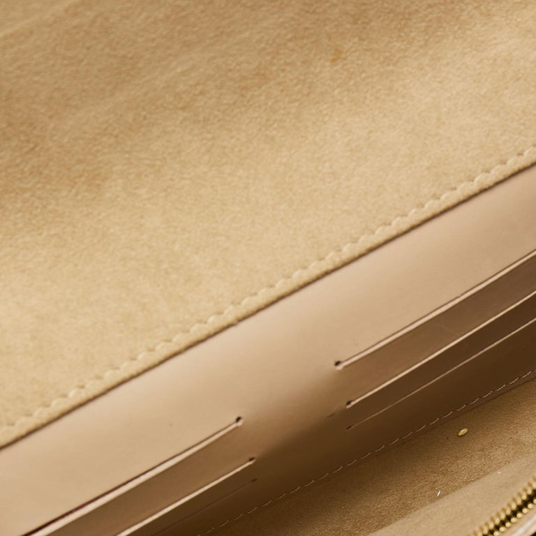 Limited Edition ! Louis Vuitton M94334 Louise Champagne Gold Metallic  Pochette Clutch Bag (FL4125)
