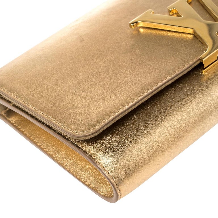 Louis Vuitton Louise Clutch Leather Long Gold 186434189