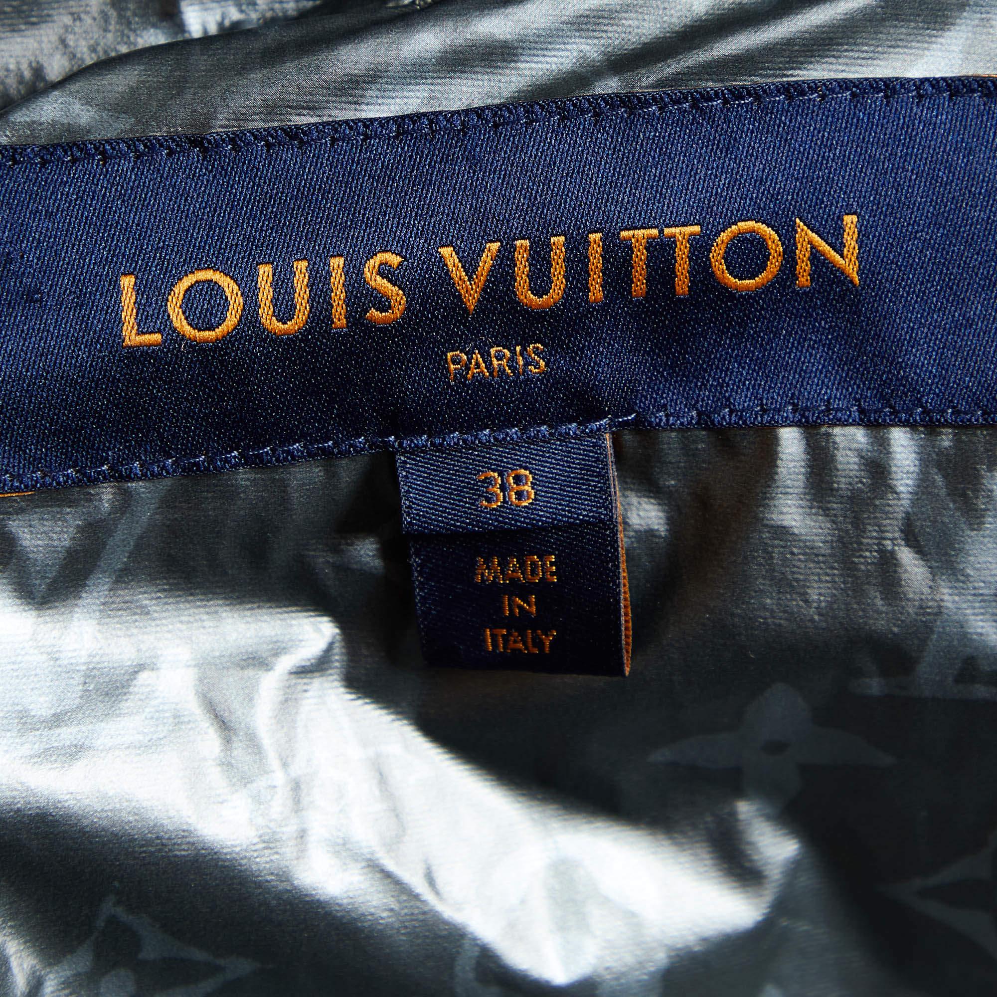 Louis Vuitton Metallic Grey Metallic Coated Modal Hooded Zip Front Jacket M In Excellent Condition In Dubai, Al Qouz 2