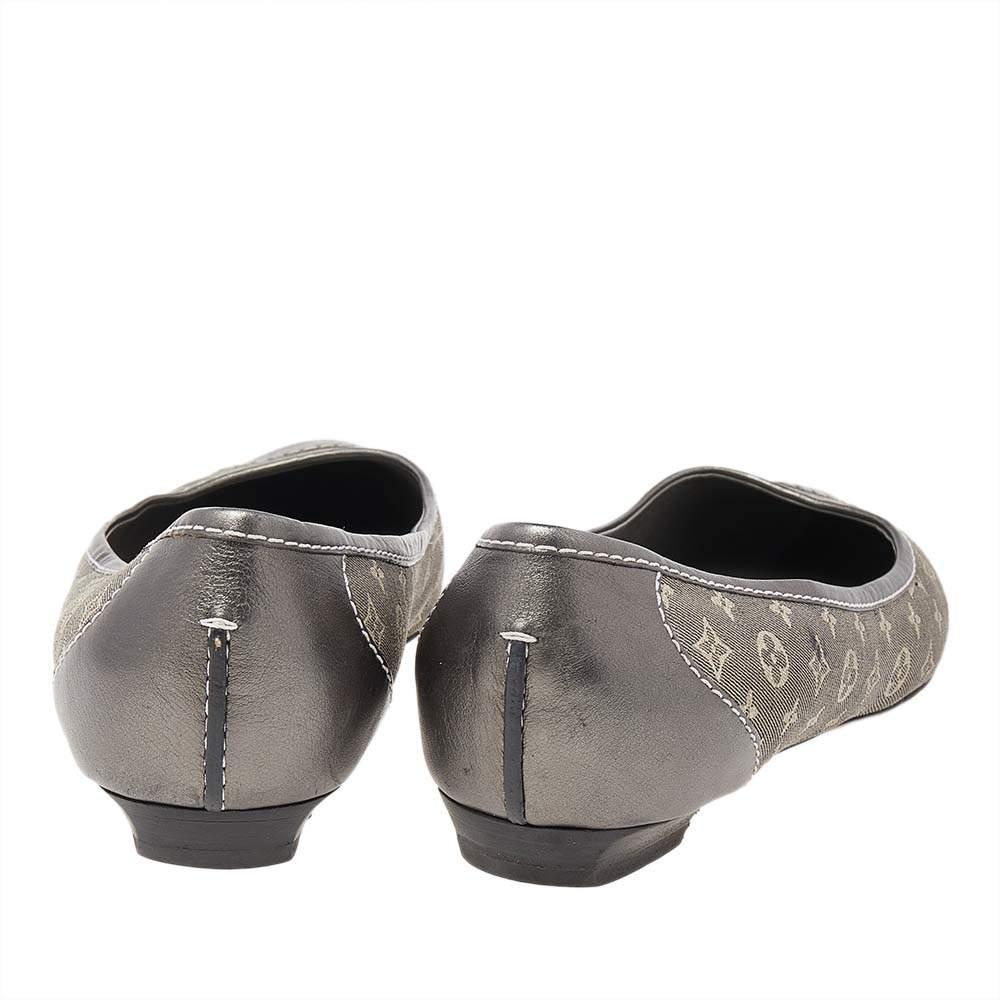 Women's Louis Vuitton Metallic Grey Monogram Canvas and Leather Ballet Flats Size 37.5