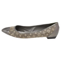 Louis Vuitton Grigio Metallizzato Monogram in Tela e Pelle Ballerine Misura 37.5
