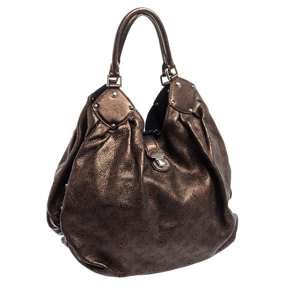 Louis Vuitton Metallic Mordore Monogram Mahina Leather Surya XL Bag In Fair Condition In Dubai, Al Qouz 2