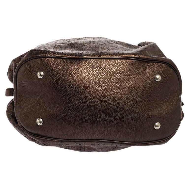 Louis Vuitton Metallic Mordore Monogram Mahina Leather Surya XL Bag For Sale 1