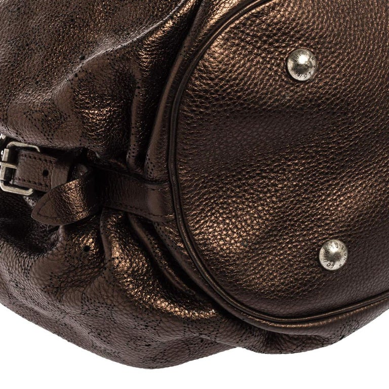 Louis Vuitton Metallic Mordore Monogram Mahina Leather Surya XL Bag For Sale 2
