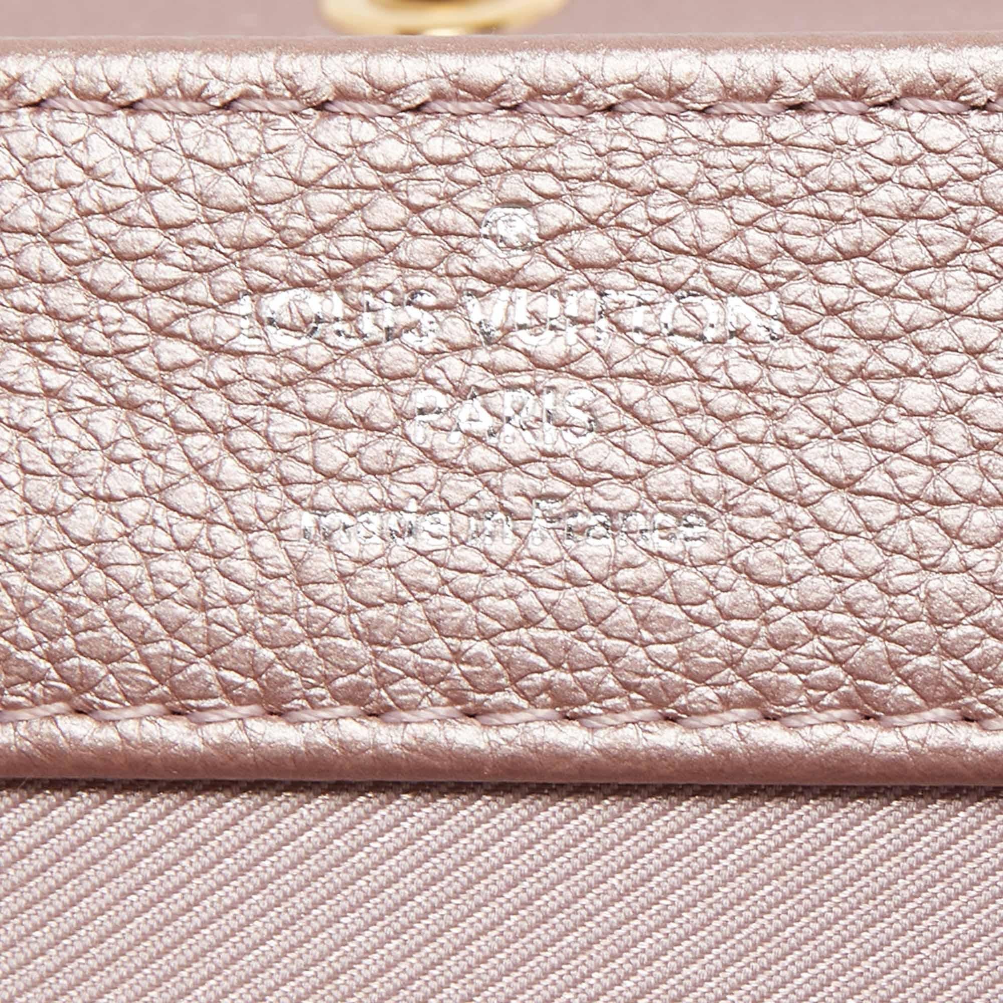 Louis Vuitton Metallic Pink Leather Eyelets Lockme II Bag 1