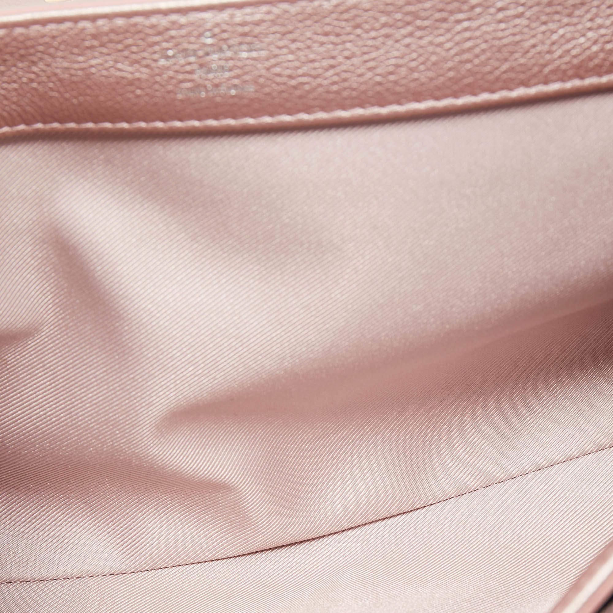 Louis Vuitton Metallic Pink Leather Eyelets Lockme II Bag 4