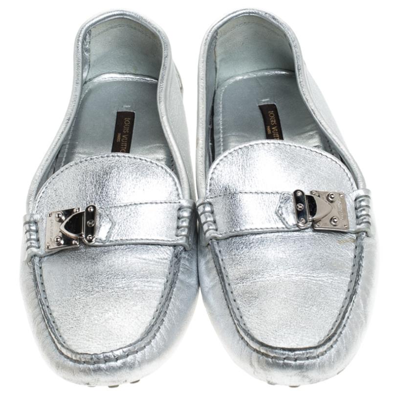 Louis Vuitton Patent Leather Lombok Driving Loafers - Size 8.5 / 38.5 –  LuxeDH