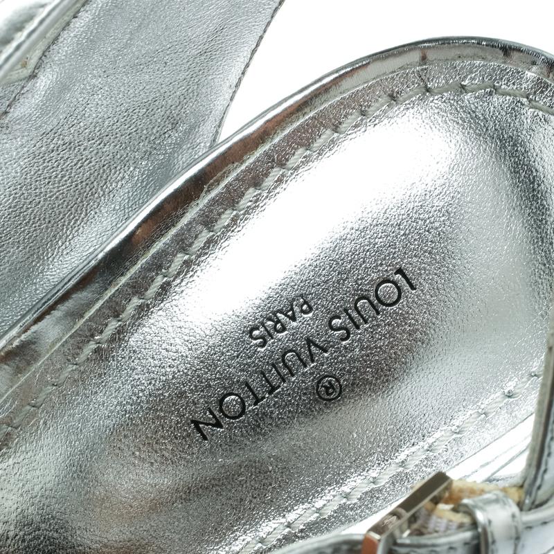 Louis Vuitton Metallic Silver Patent Leather Showcase Platform Sandals Size 39 1