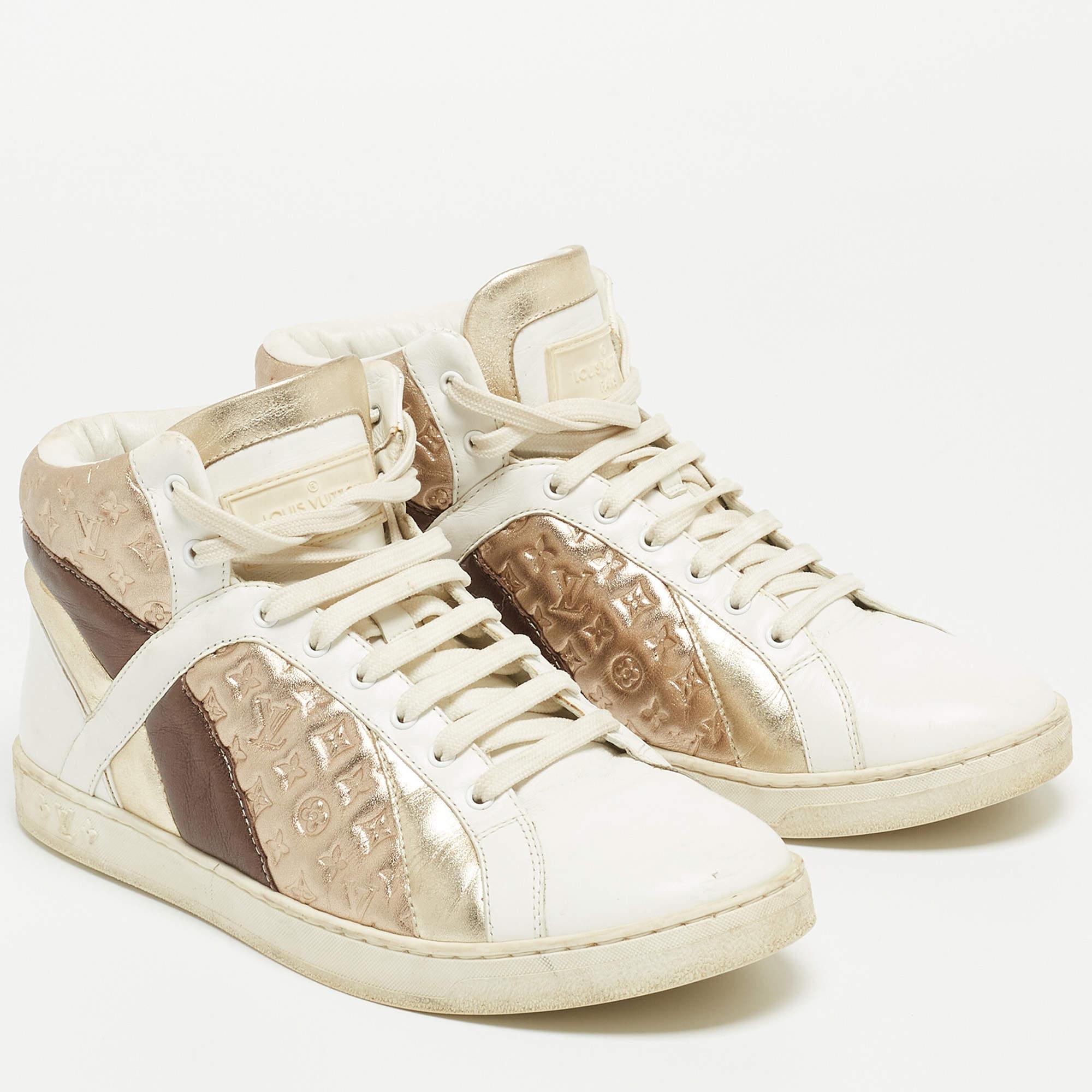 Louis Vuitton Metallic/White Leather and Canvas High Top Sneakers Size 38 In Fair Condition For Sale In Dubai, Al Qouz 2