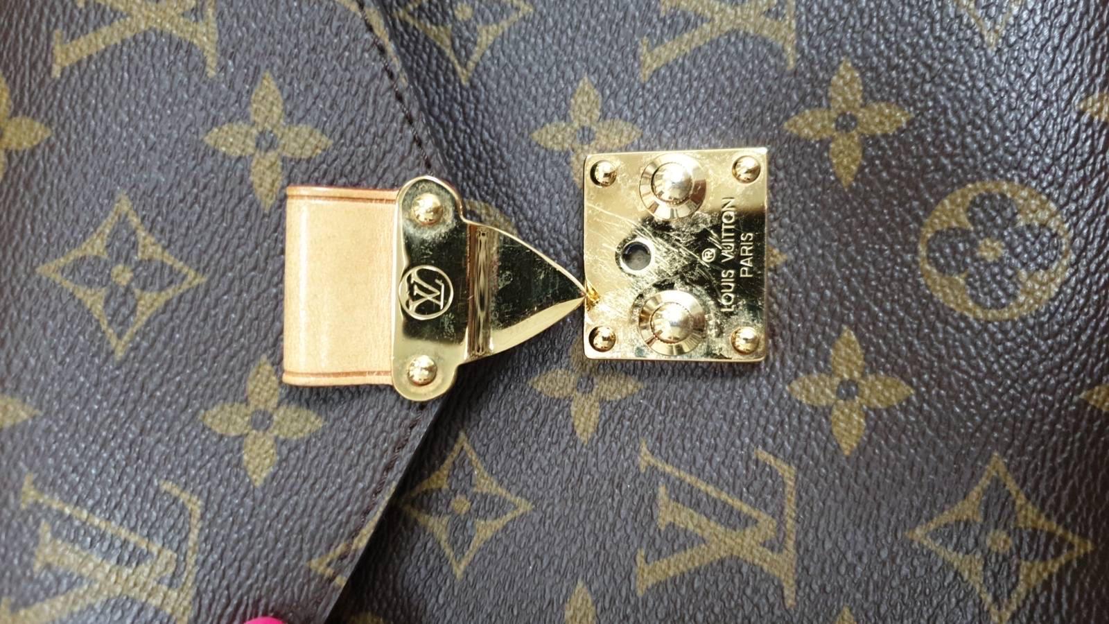 Louis Vuitton Métis Hobo Monogram Shoulder Bag 3