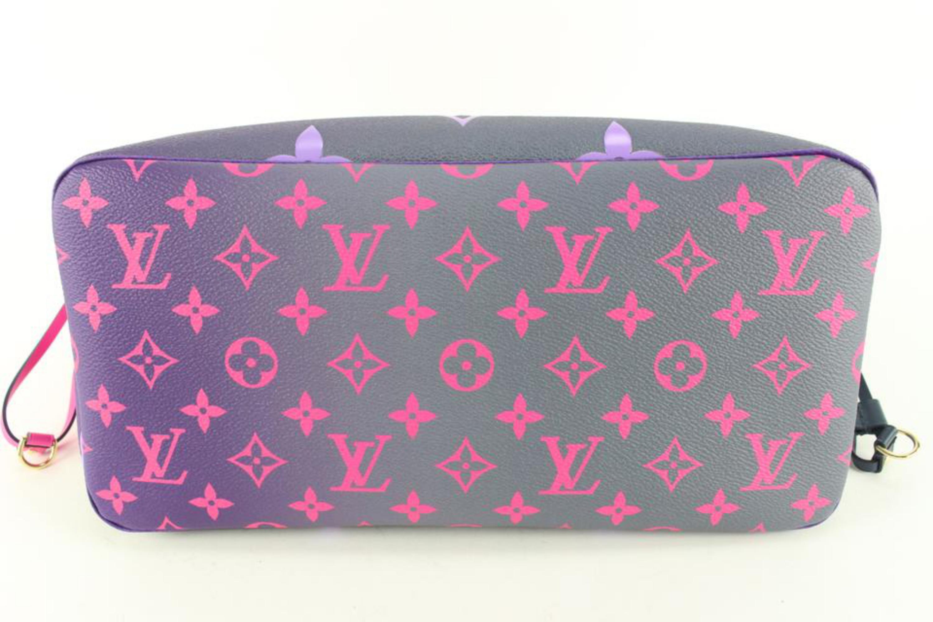 Louis Vuitton Midnight Fuchsia Neverfull MM Tote with Pouch 47lz511s In New Condition In Dix hills, NY