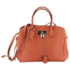 Louis Vuitton Pochette Milla MM – Pursekelly – high quality designer  Replica bags online Shop!