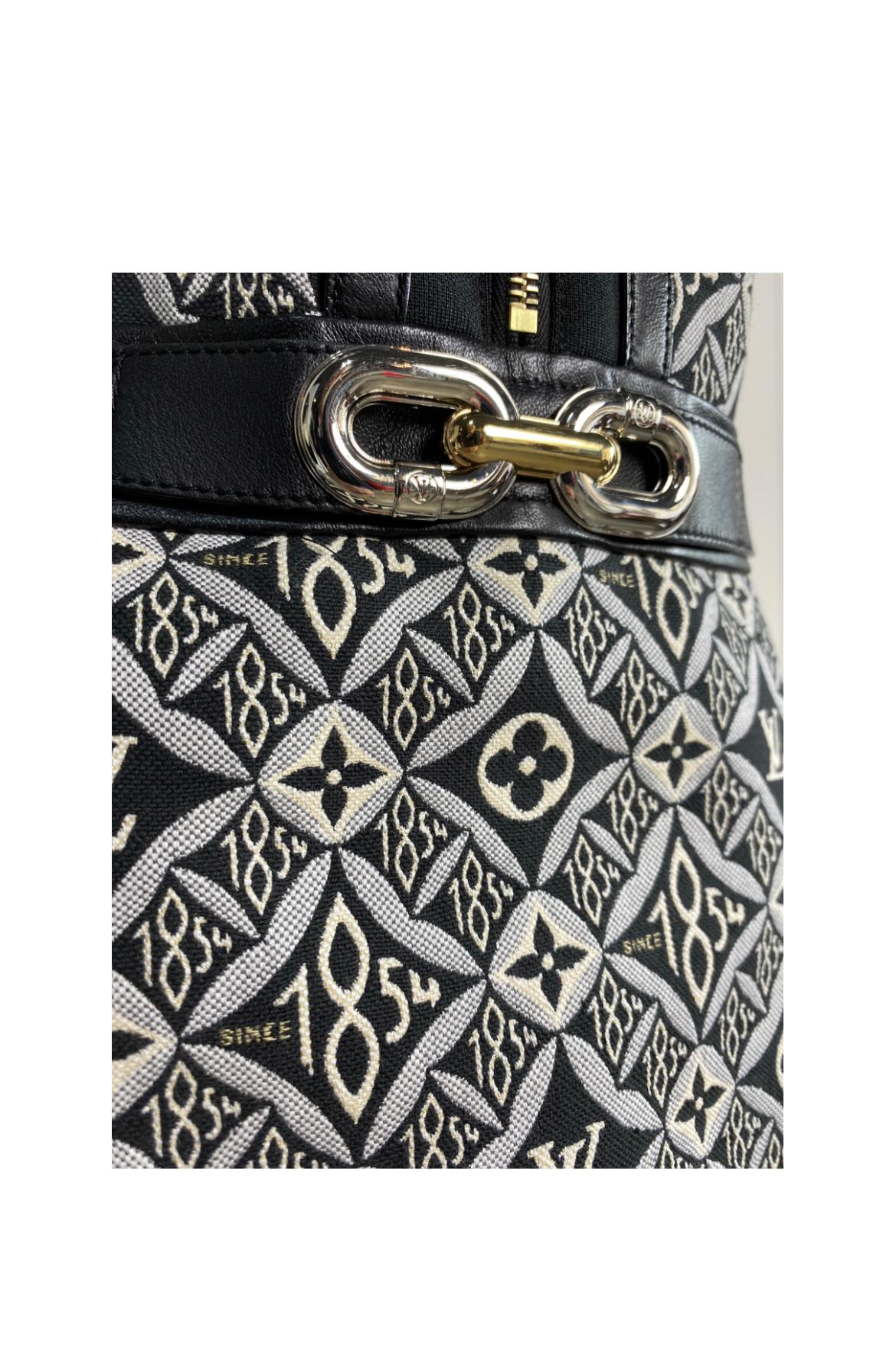 Louis Vuitton mini dress Since 1854 in jacquard. 4