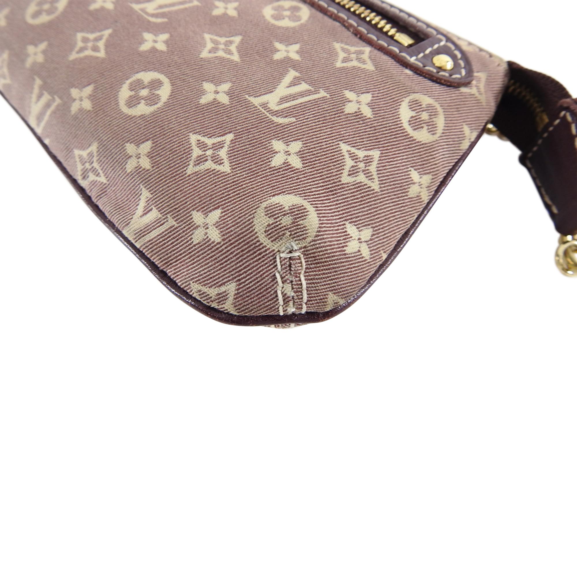 Louis Vuitton Mini Lin Extra Small Micro Pochette Bag In Good Condition In Toronto, ON