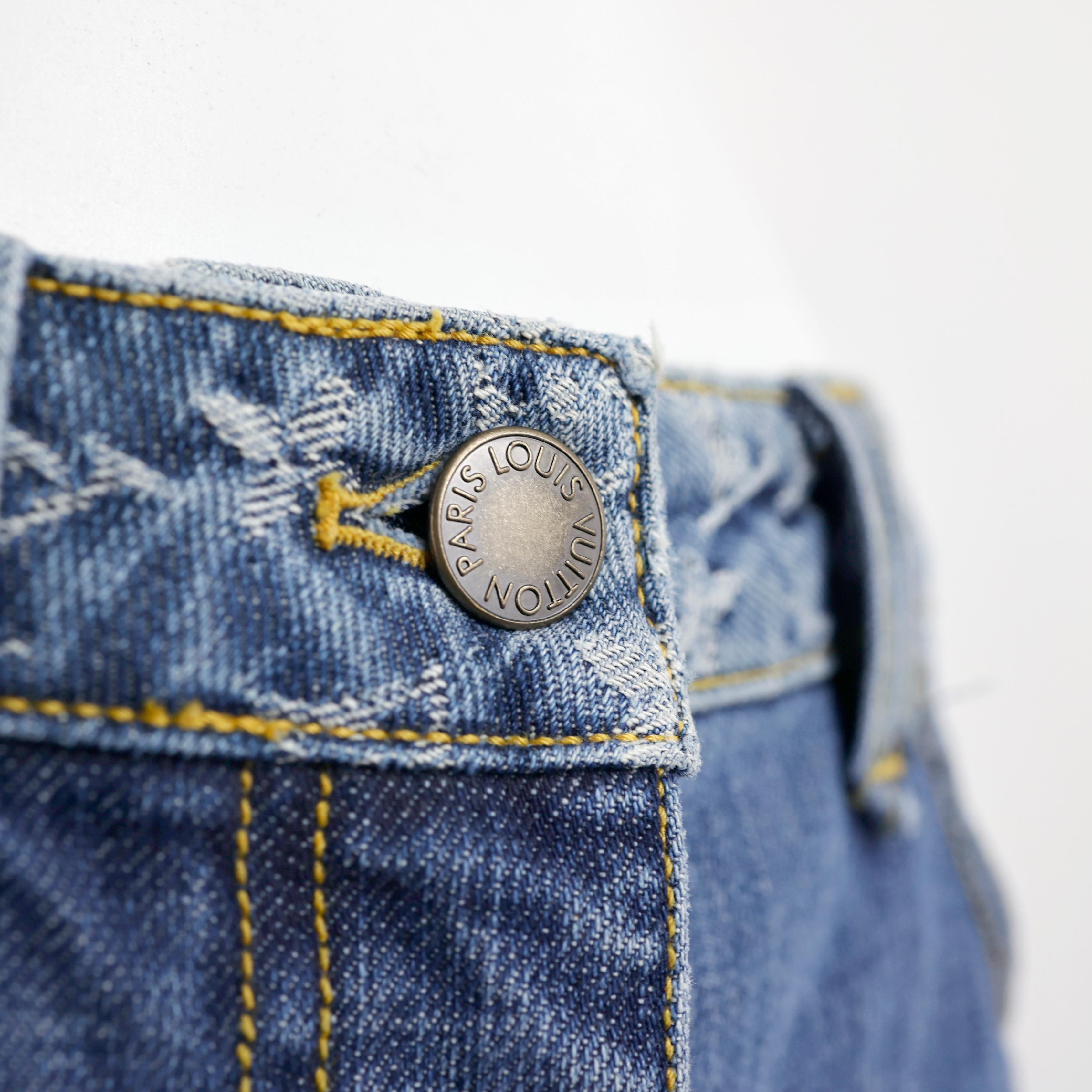 Blue Louis Vuitton Mini Shorts in Denim - Jeans For Sale