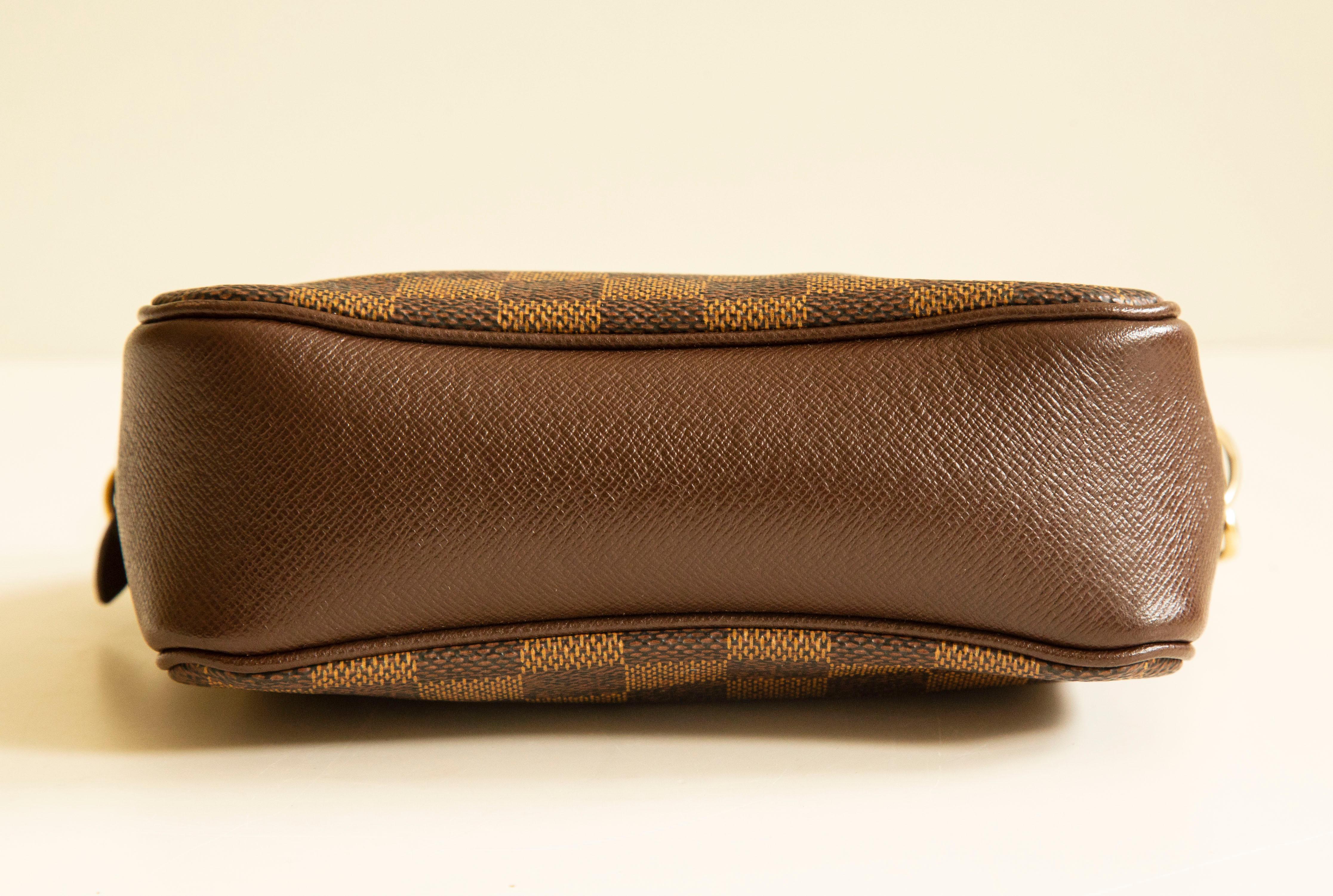 Louis Vuitton Mini Trousse Make Up Damier Ebene Vintage Handbag In Good Condition In Arnhem, NL