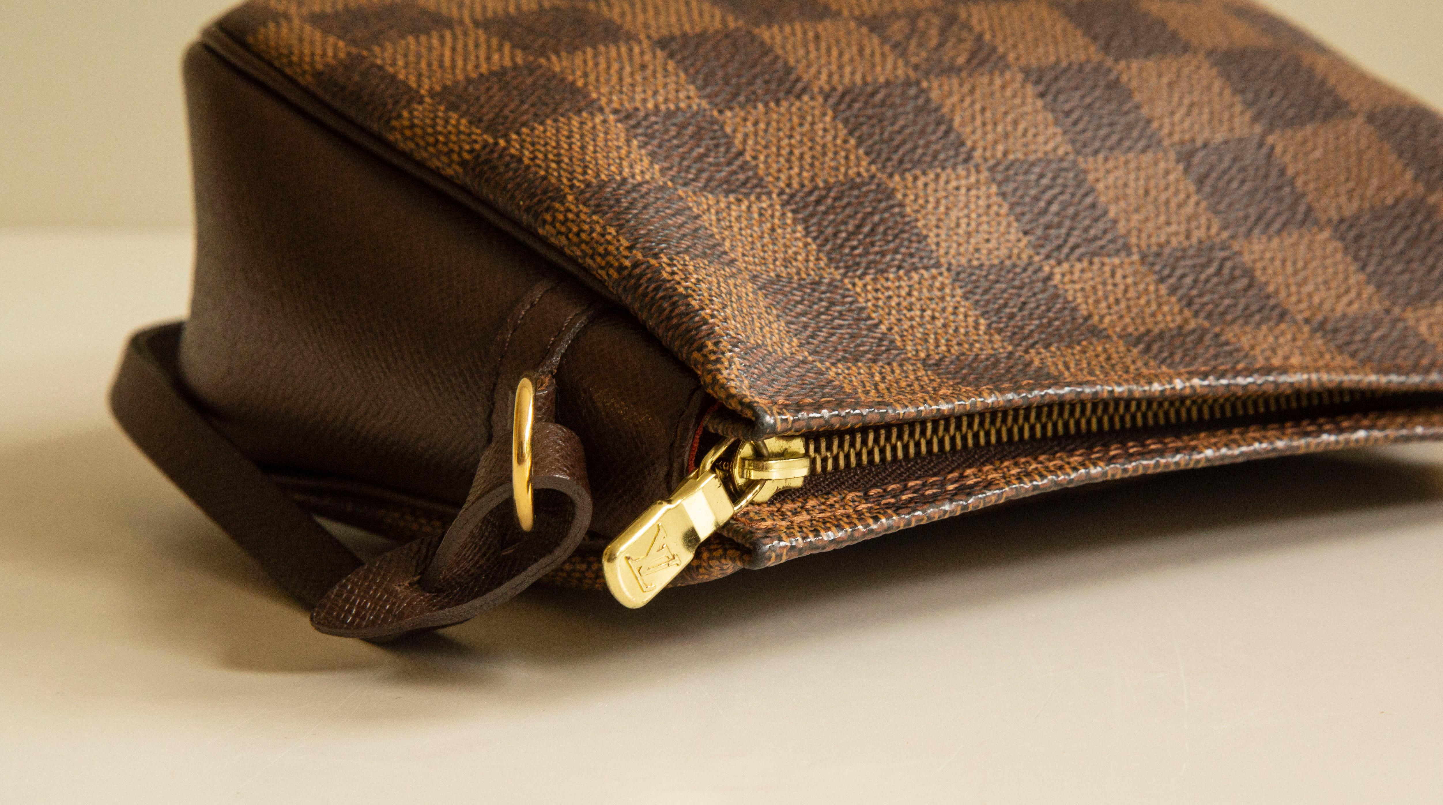 Louis Vuitton Mini Trousse Make Up Damier Ebene Vintage Handbag 4