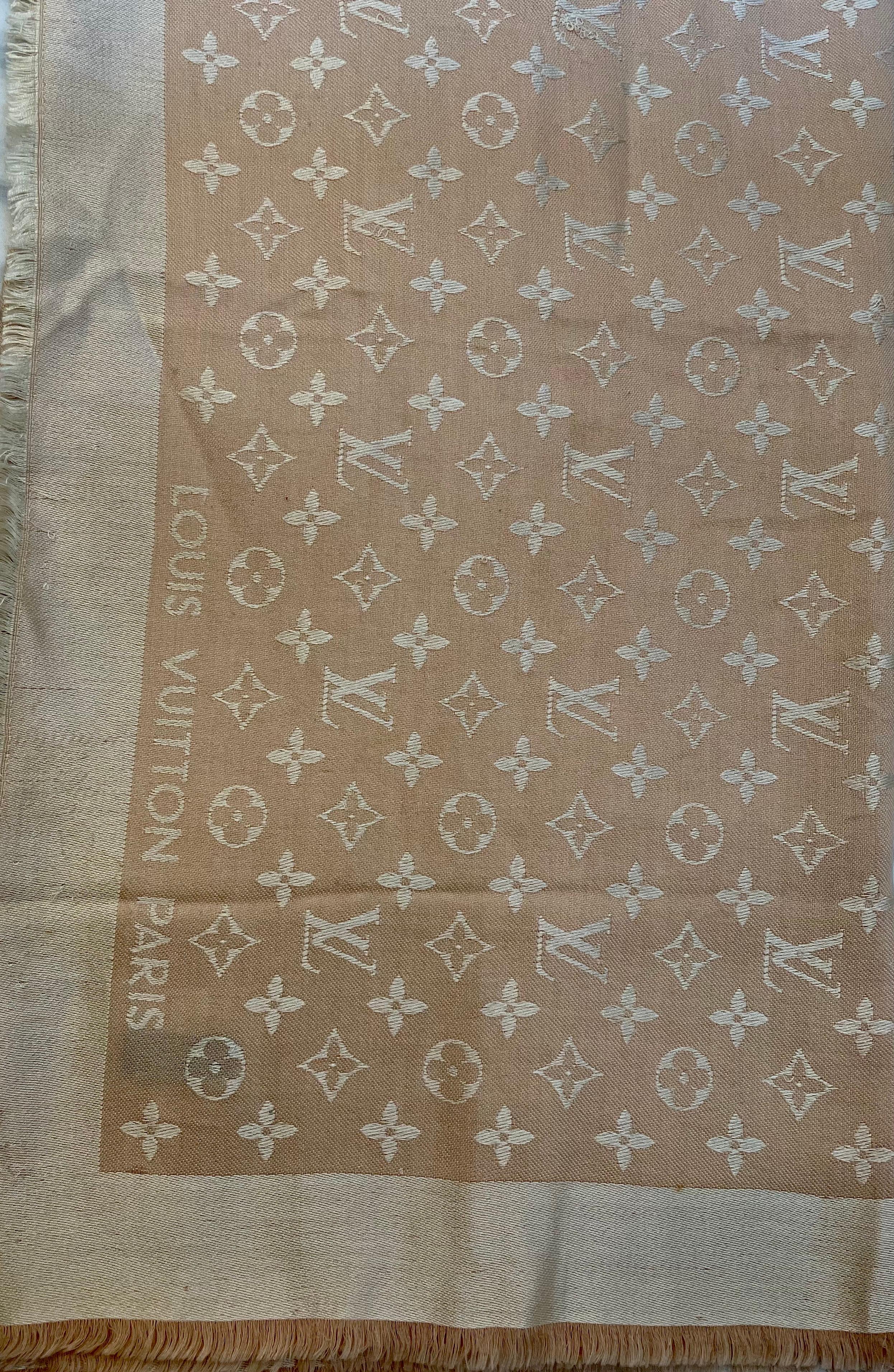 Louis Vuitton Misty Pink  Monogram Shawl Scarf/Wrap Size 56X56, Excellent  In New Condition In New York, NY