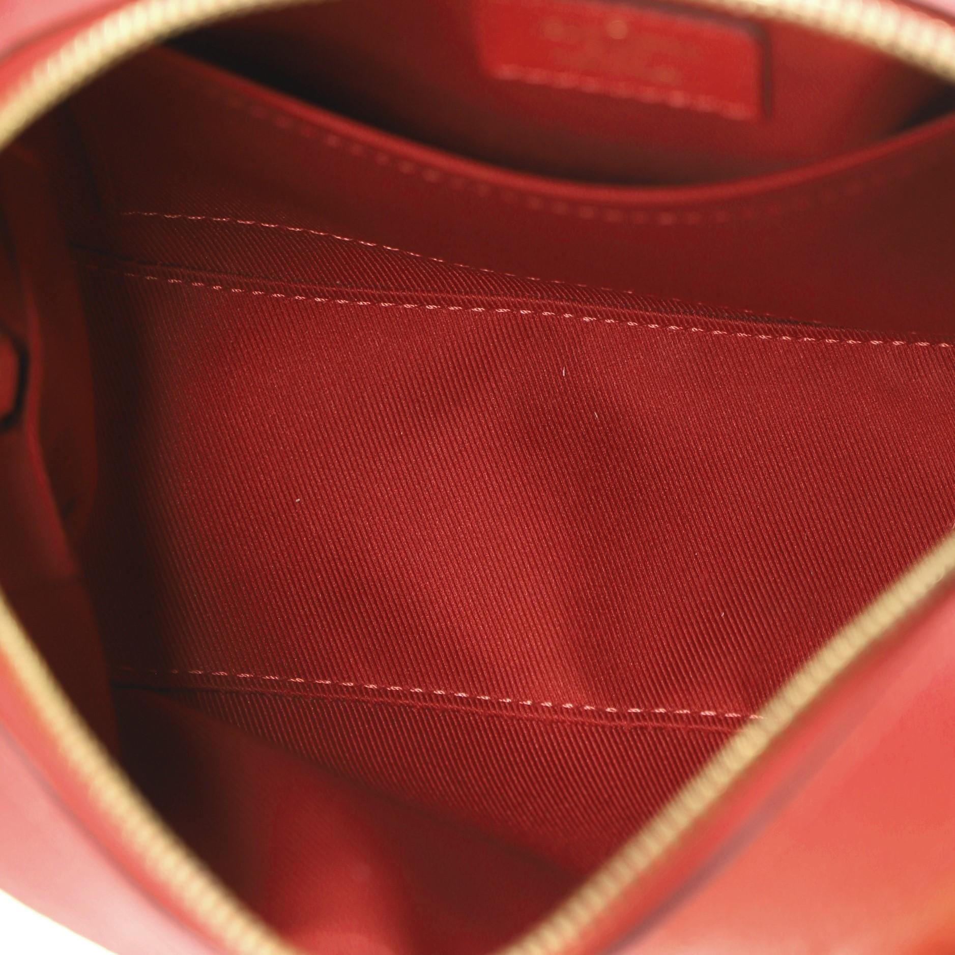 Women's or Men's Louis Vuitton Model: Saintonge Handbag Monogram Empreinte Leather