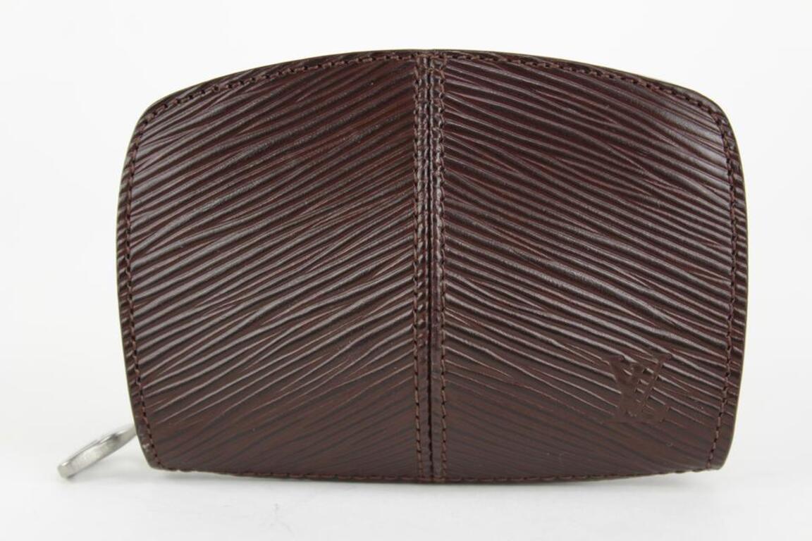 Louis Vuitton Moka Brown Epi Leather Demi Lune Zippy Coin Purse 14lvs1230 In Good Condition For Sale In Dix hills, NY