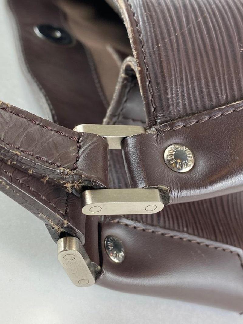 Louis Vuitton Moka Epi Leather Brown Manadara MM Hobo  Shoulder bag 3lvm128 For Sale 7