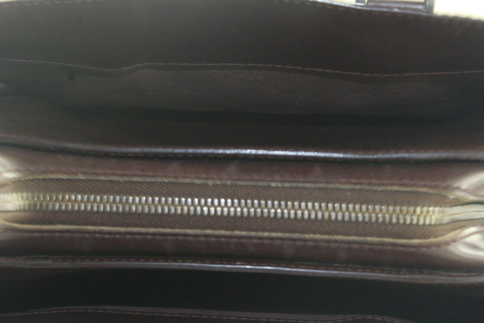 Louis Vuitton Moka Epi Leather Pont Neuf Dark Brown 5LV119K Bon état - En vente à Dix hills, NY