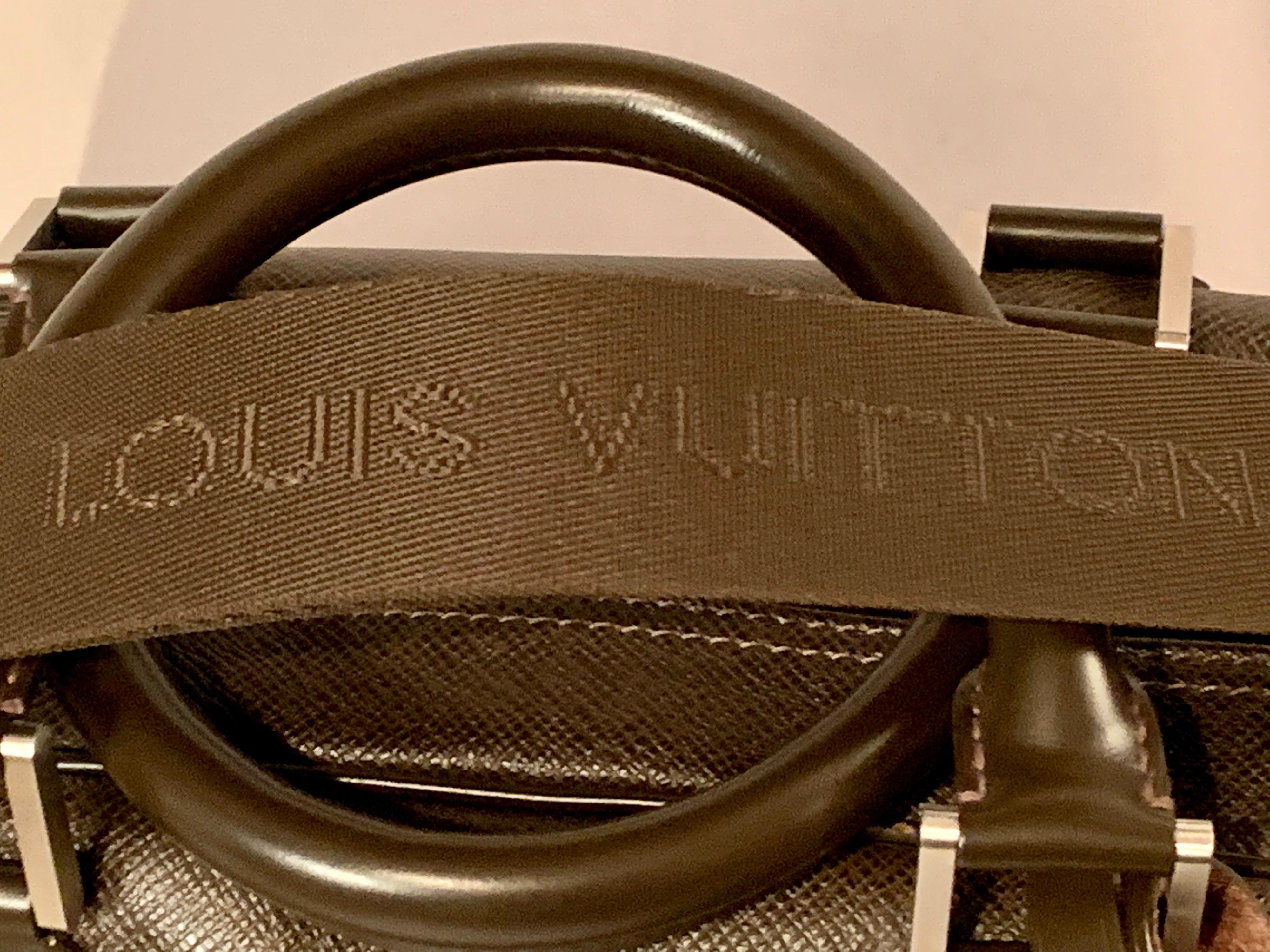 Louis Vuitton Moka Taiga Carryall 50 cm 4