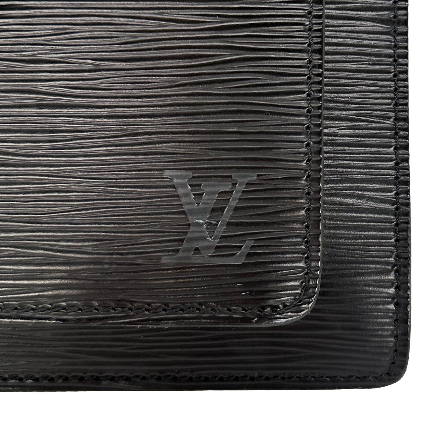 Louis Vuitton Monceau 28 Schwarz Epi Leder Umhängetasche mit Umhängetasche aus Leder, Frankreich 1992.  im Angebot 11