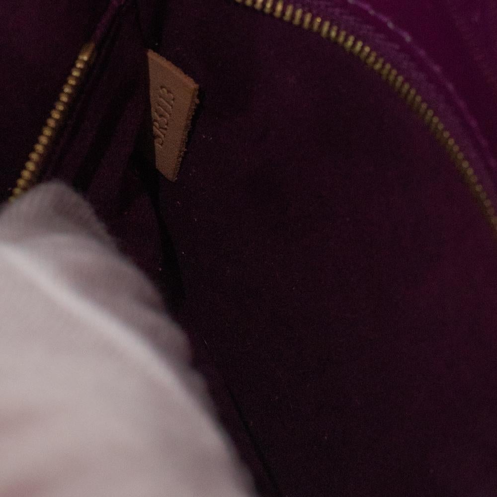 Women's LOUIS VUITTON Monceau Shoulder bag in Purple Patent leather