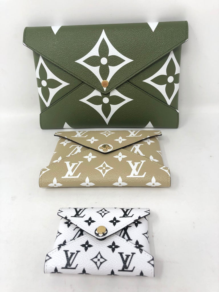 Louis Vuitton, Bags, Louis Vuitton Pochette Kirigami Monogram Giant All 3  Included