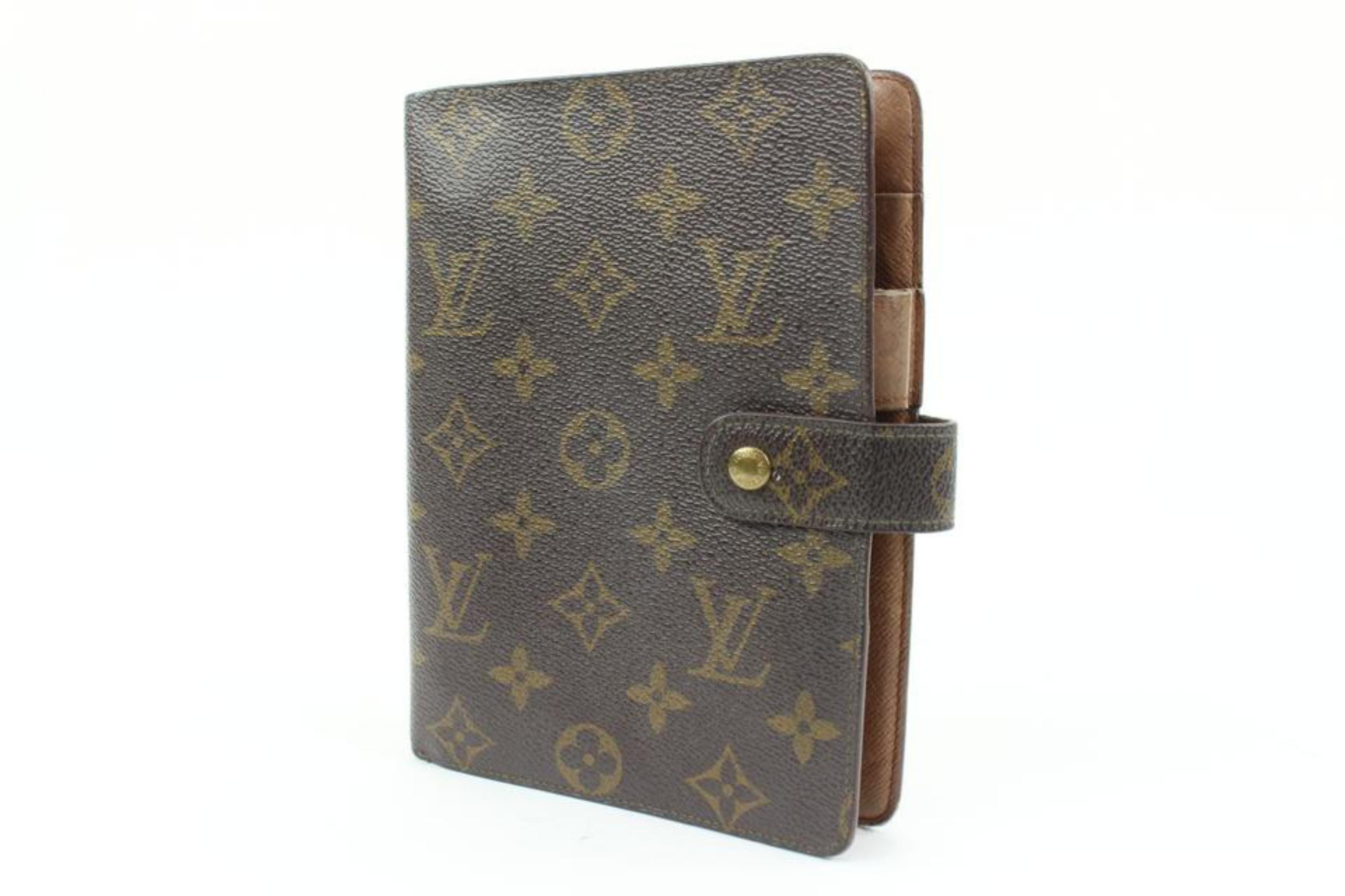 Louis Vuitton Monogram Agenda MM Diary Planner Cover s28lv14
Code de date/Numéro de série : SP0973
Fabriqué en : France
Mesures : Longueur :  5